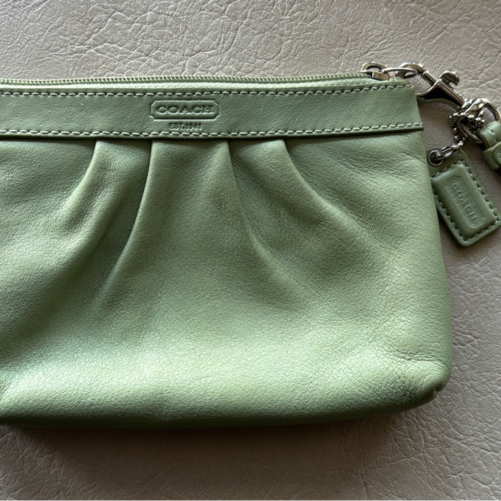 Coach Green Clutch Wristlet with Pleated Design